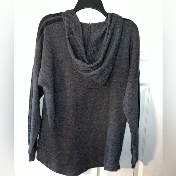 Small women’s Victoria Secret Pink tunic hooded sweatshirt - Picture 4 of 4